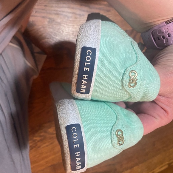 Cole Haan - Picture 3 of 4